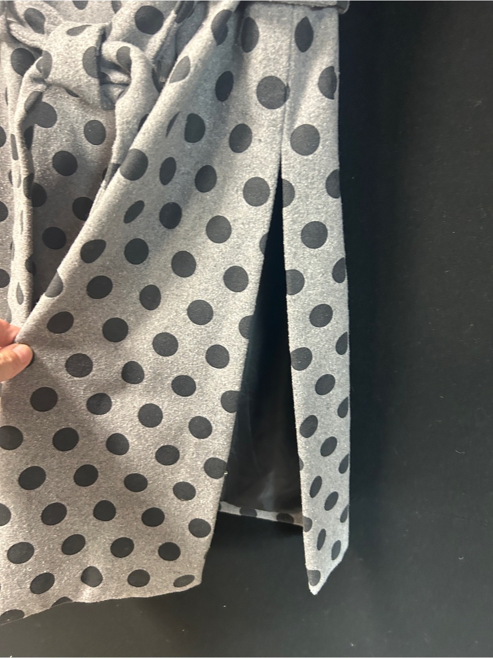 Polka Dot Sleeveless Long Vest in Gray with Belt - Picture 6 of 6